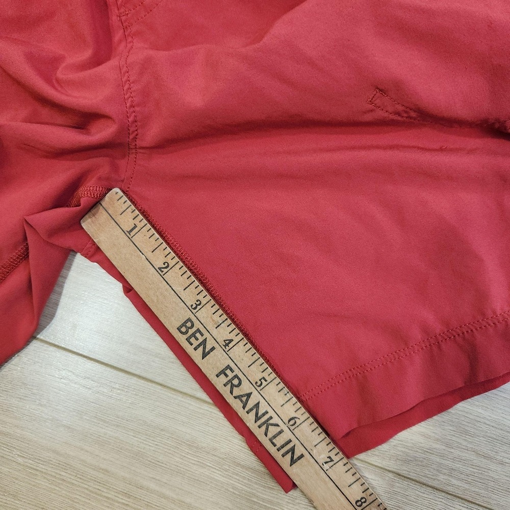 Rhone Essentials Shorts Mens Medium 7" Red Stretch Pockets Running Gym Athletic - Picture 8 of 10